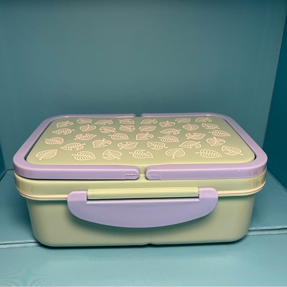 Nintendo - Animal Crossing - CultureFly Bento Lunch Box - Picture 1 of 6
